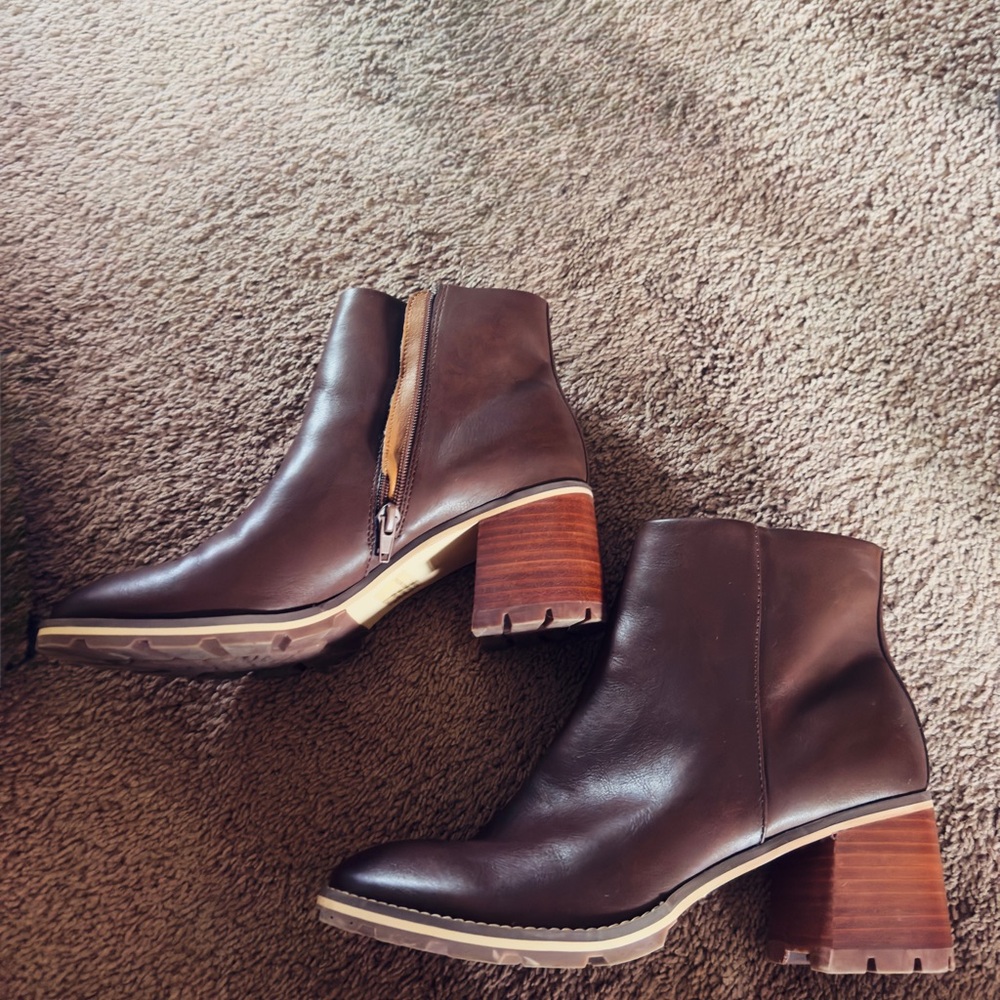 Brown Korks Dark Brown Ankle Boots